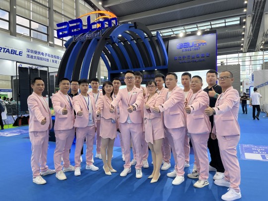 2022充電頭展會團隊1