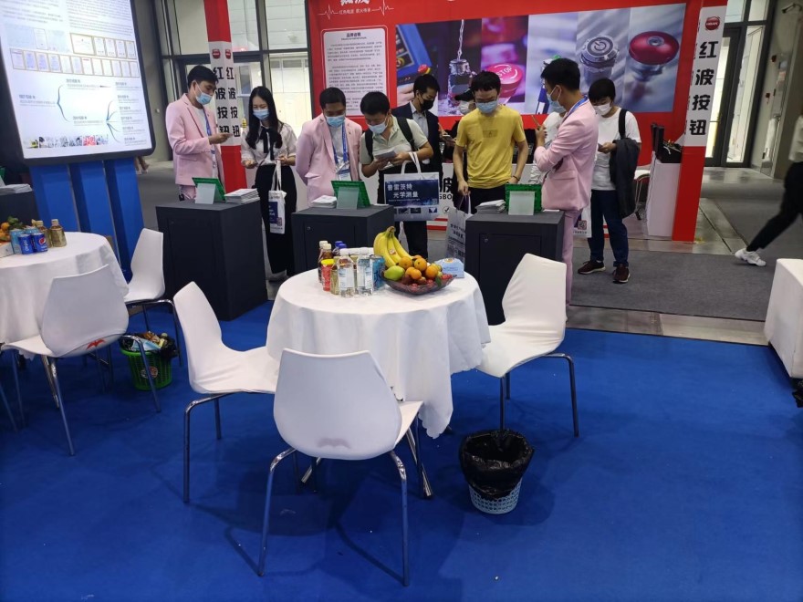 客戶接待現(xiàn)場(chǎng)4