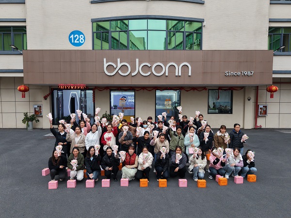 38載步步精，致敬巾幗力量 | 38周年·38婦女節(jié)特別獻(xiàn)禮